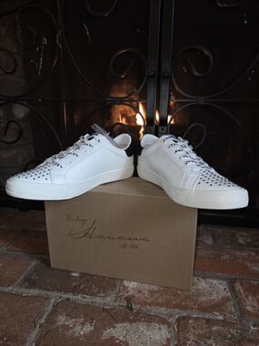 Vintage Havana Grande Sneakers Womens 11 White Studded Toe Star Animal Print NIB